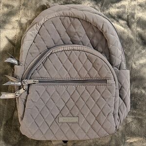 NWOT Vera Bradley Essential Compact Backpack Quilted Microfiber Carbon Grey Rose